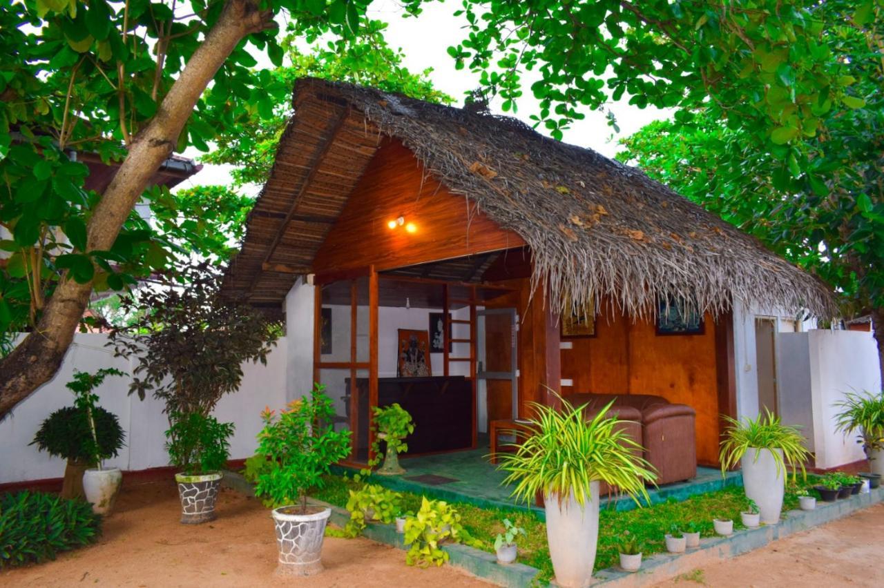 Golden Beach Cottages Trincomalee Dış mekan fotoğraf