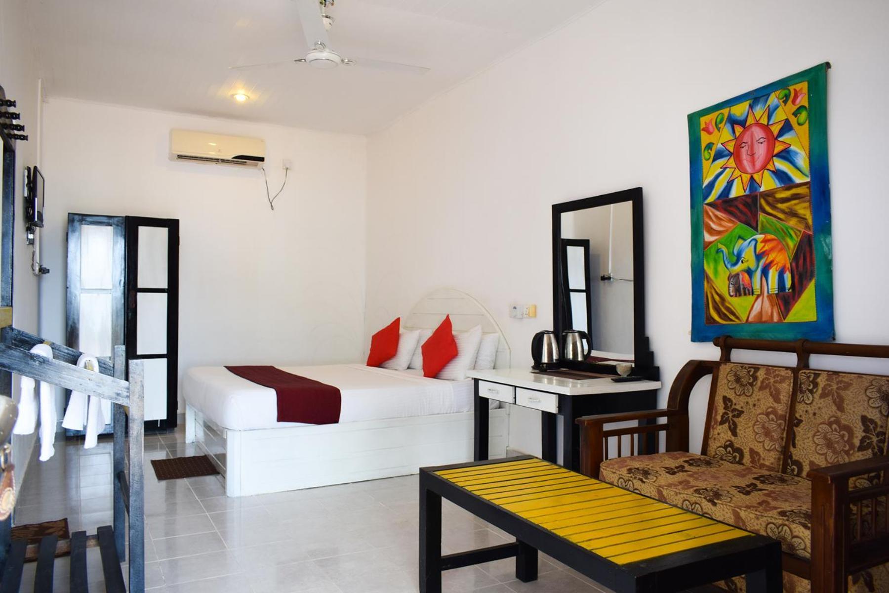 Golden Beach Cottages Trincomalee Dış mekan fotoğraf
